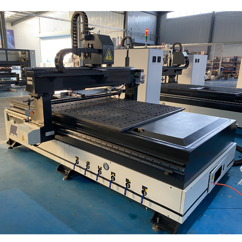 High Precision CNC Router With Vacuum Table for aluminum
