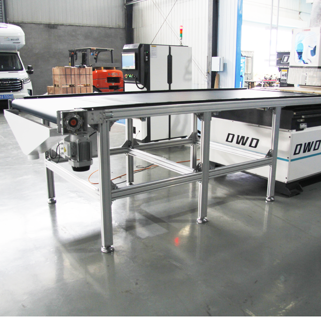 Auto flip woodworking cnc router machine for furniture production