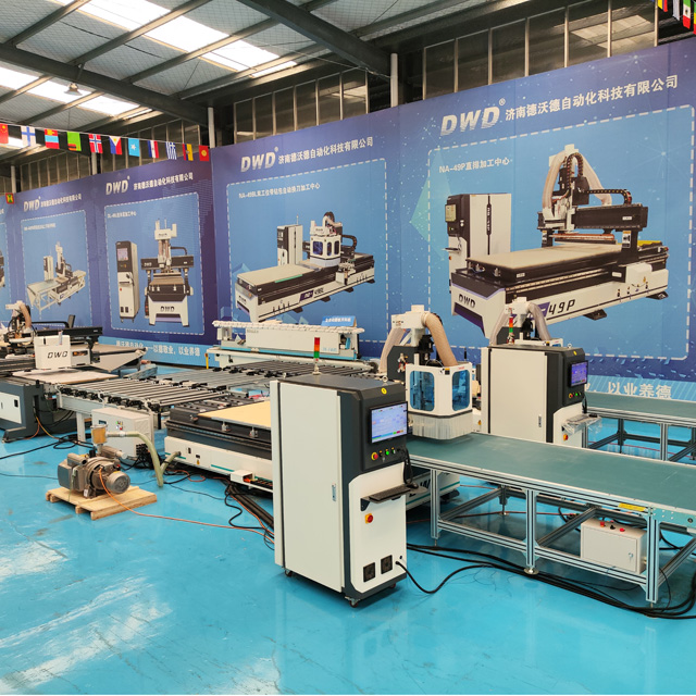 CNC nesting cell for panel furniture production in a workshop