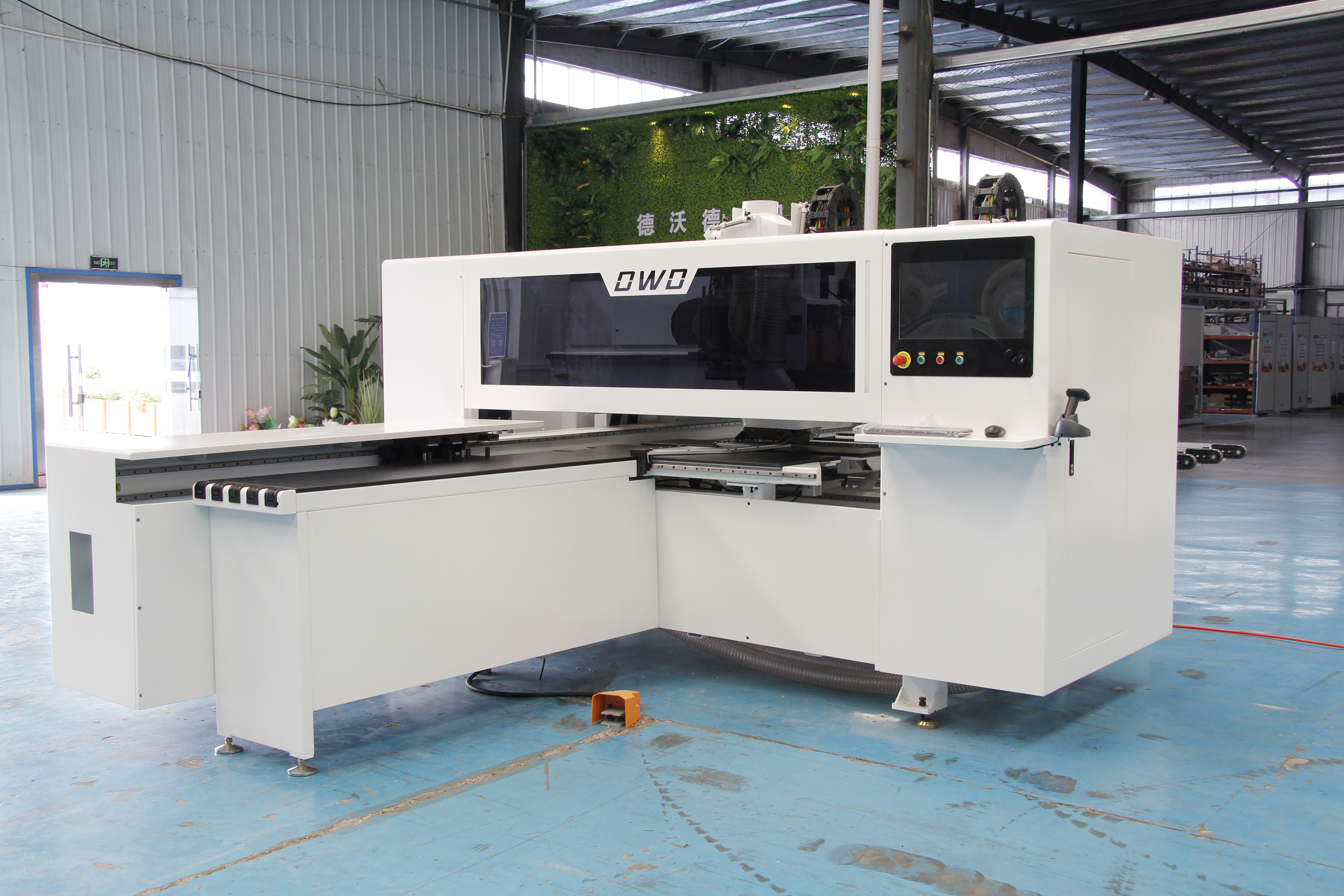 NA-2130 cnc machine